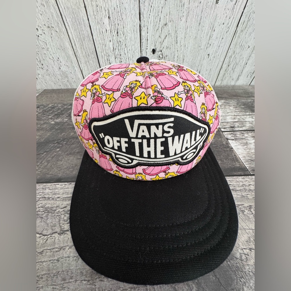 Rare Vans Nintendo Trucker Cap - Princess Peach, A1